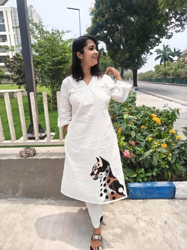 Hand painted cheetah co ord set - Image 3