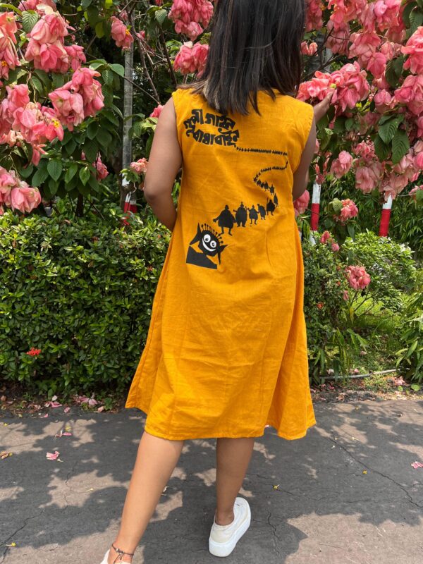 HAND PAINTED ORGANIC COTTON GUPI BAGHA DRESS - Image 3