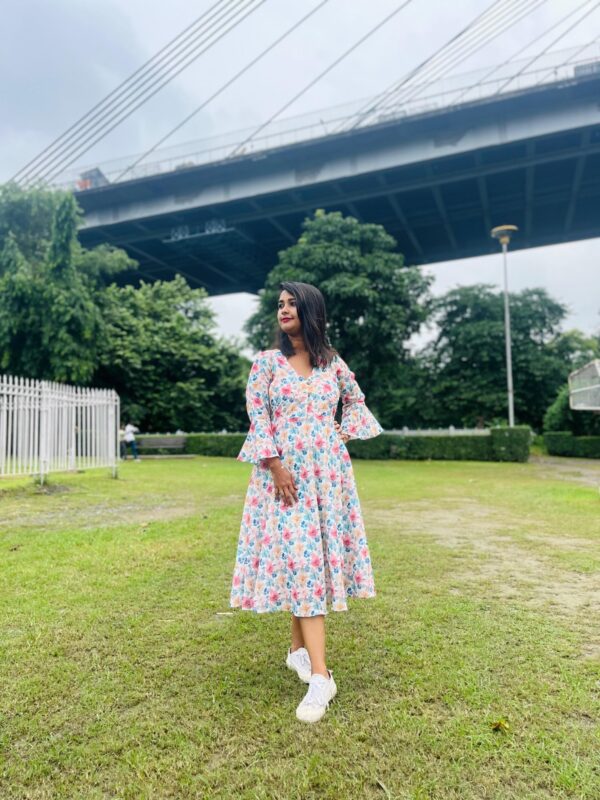 FLORAL WAVE DRESS - Image 2