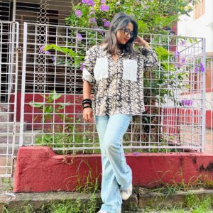 BLACK AND WHITE BLOCK LOOSE FIT UNISEX SHIRT