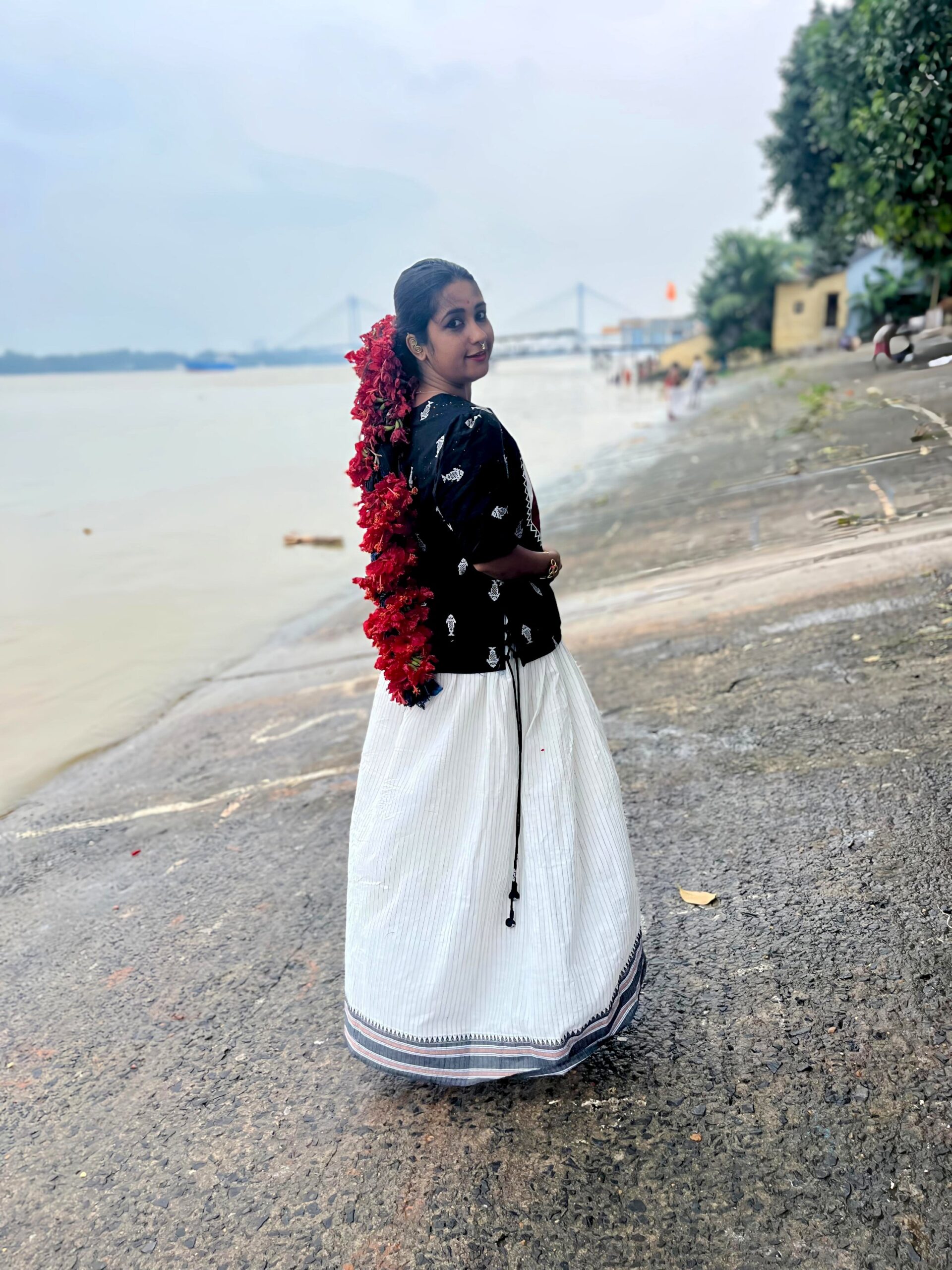 HAND-PAINTED DURGA JAMDANI TOP AND SKIRT SET - Image 4
