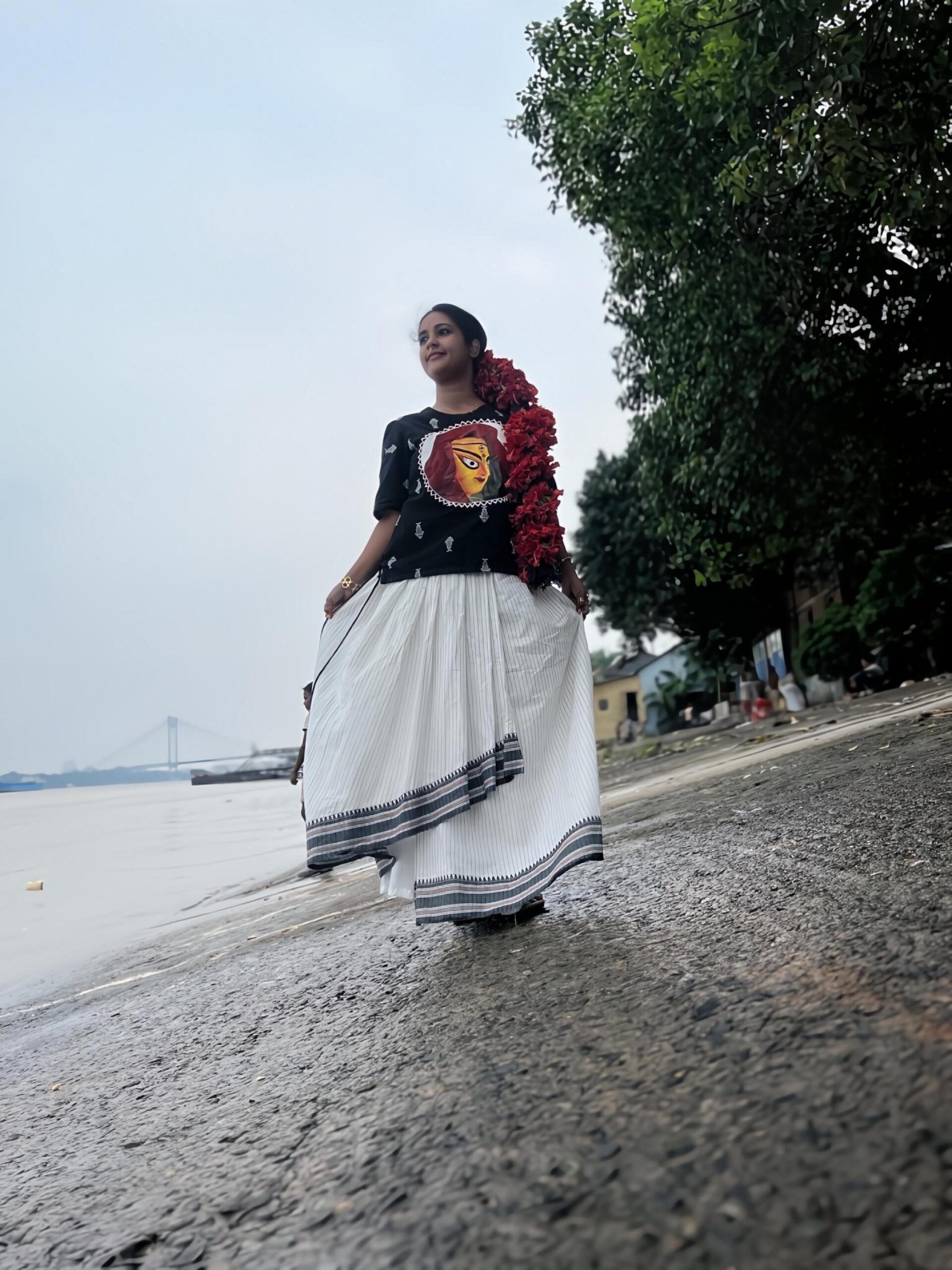 HAND-PAINTED DURGA JAMDANI TOP AND SKIRT SET - Image 2