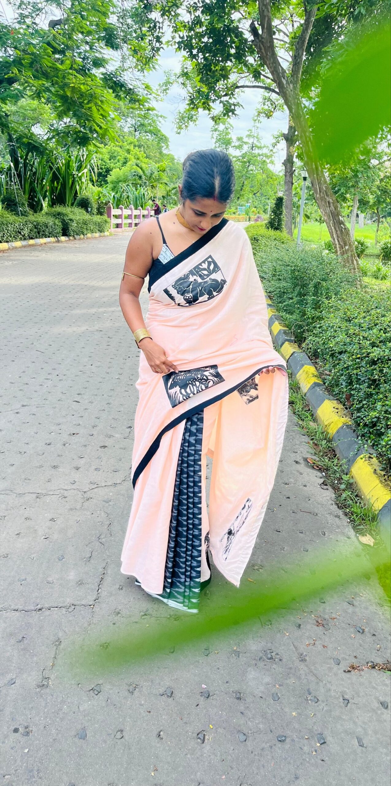 HAND-PAINTED SAHAJ PATH SAREE